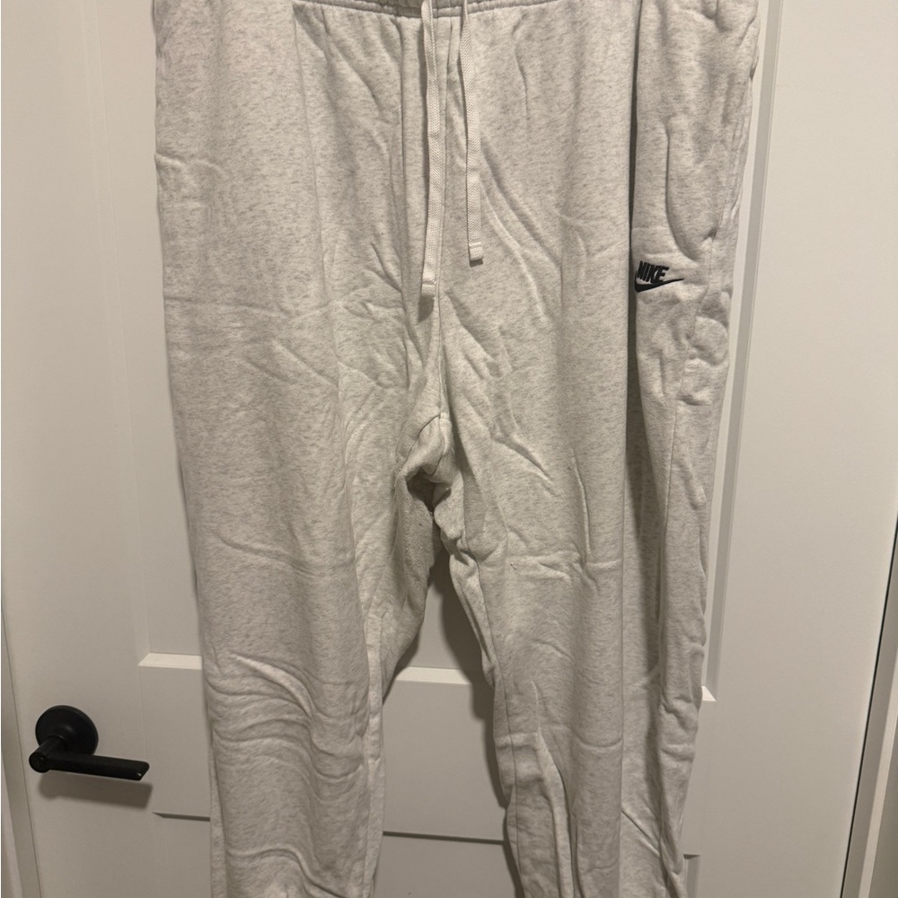 Nike Women’s Light Gray Joggers